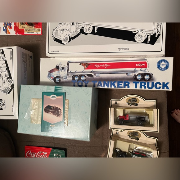 Christmas *******Model vehicle’s - Picture 3 of 9